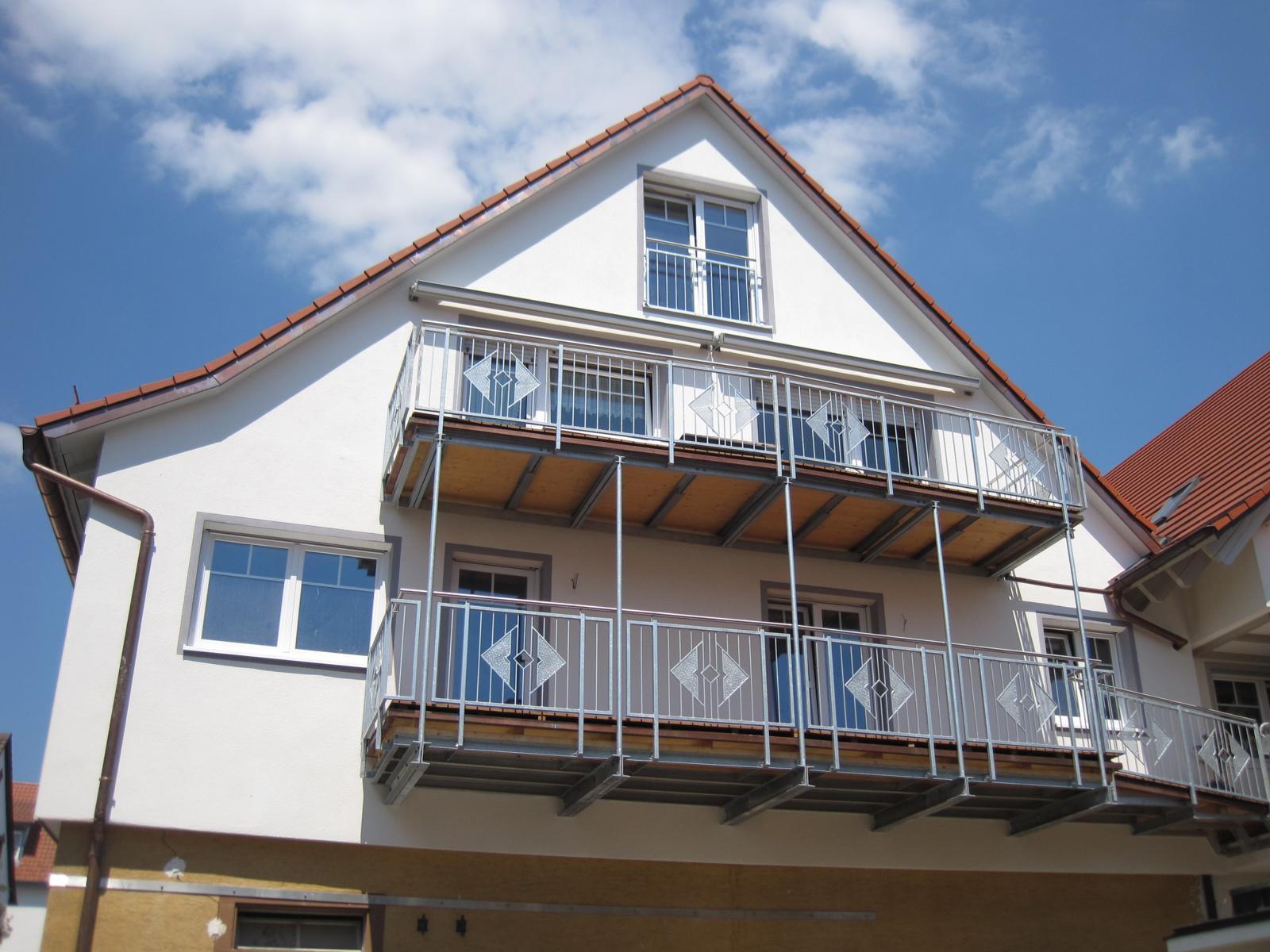 Geländer mit Stäben · GS27 — Originalaufnahme